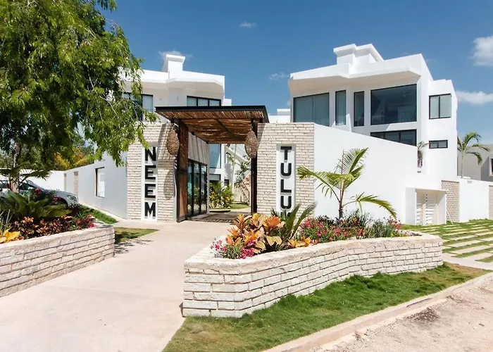 Neem 31 Comfortable, Luxury 10 Min To The